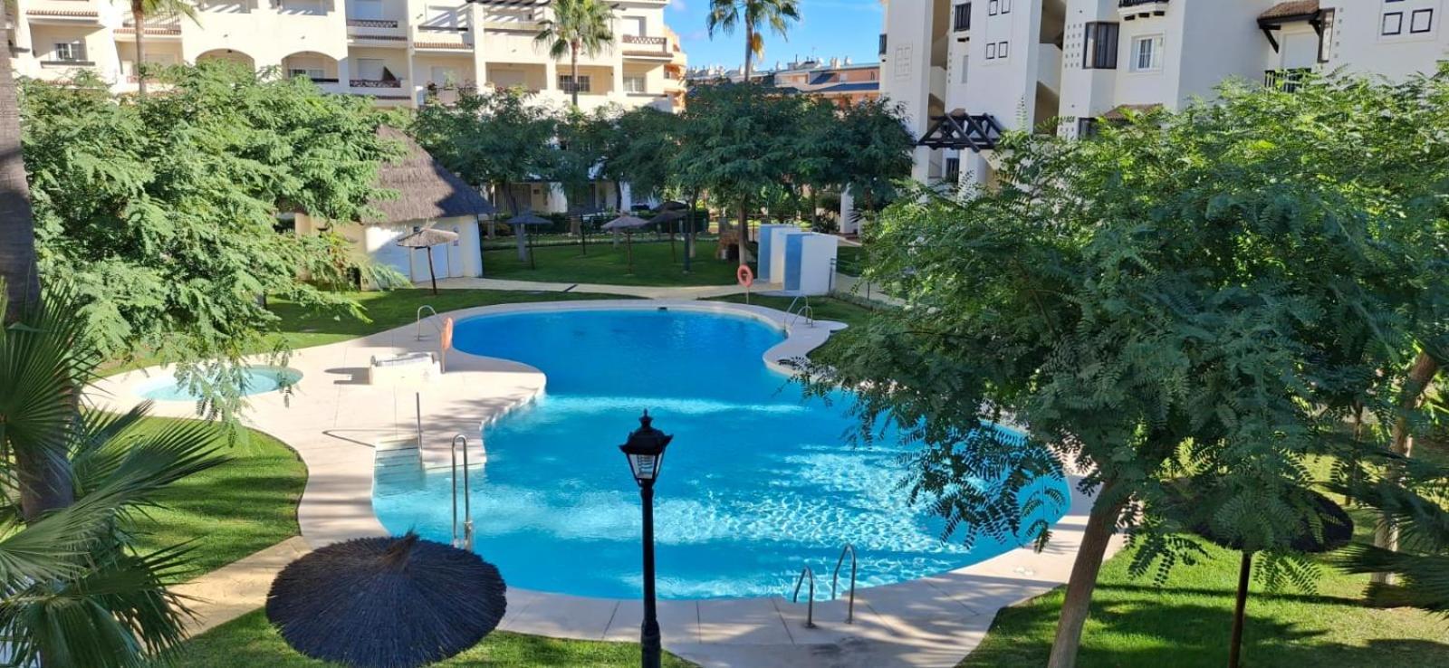Superb 2 Beds Residencial Duquesa Apartment